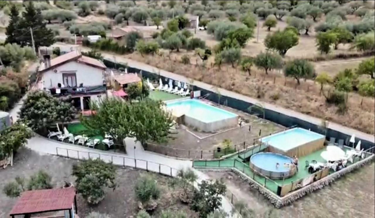 Villa Parco Morello Piano Terra Villarosa Экстерьер фото